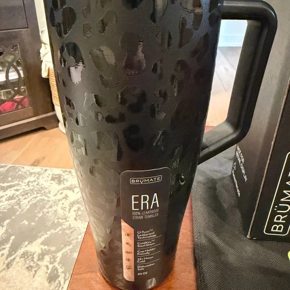 ERA 40 oz tumbler with handle and straw new - Picture 6 of 10
